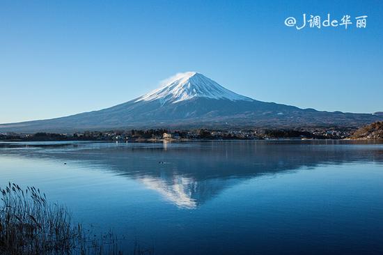 【日本】青空一朵玉芙蓉,看尽富士山风云变幻的三大绝景地