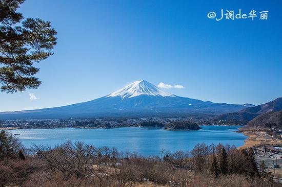 【日本】青空一朵玉芙蓉,看尽富士山风云变幻的三大绝景地