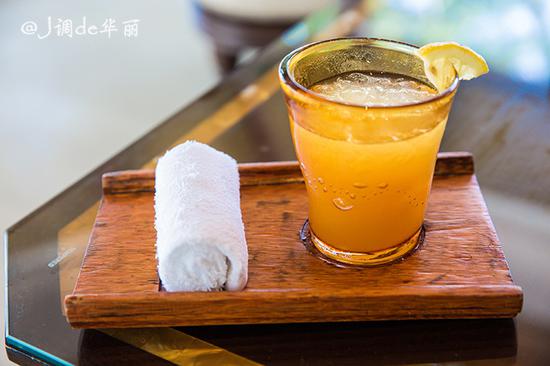 【<a href='http://travel.sina.com.cn/maerdaifu-lvyou/?from=b-keyword' target='_blank'>马尔代夫</a>】四季库达岛:小而美的<a href='http://travel.sina.com.cn/maerdaifu-lvyou/?from=b-keyword' target='_blank'>马尔代夫</a>风情后花园
