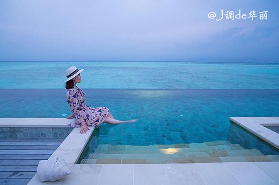 【<a href='http://travel.sina.com.cn/maerdaifu-lvyou/?from=b-keyword' target='_blank'>马尔代夫</a>】四季库达岛:小而美的<a href='http://travel.sina.com.cn/maerdaifu-lvyou/?from=b-keyword' target='_blank'>马尔代夫</a>风情后花园