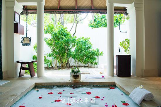 【<a href='http://travel.sina.com.cn/maerdaifu-lvyou/?from=b-keyword' target='_blank'>马尔代夫</a>】四季库达岛:小而美的<a href='http://travel.sina.com.cn/maerdaifu-lvyou/?from=b-keyword' target='_blank'>马尔代夫</a>风情后花园
