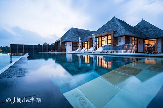 【<a href='http://travel.sina.com.cn/maerdaifu-lvyou/?from=b-keyword' target='_blank'>马尔代夫</a>】四季库达岛:小而美的<a href='http://travel.sina.com.cn/maerdaifu-lvyou/?from=b-keyword' target='_blank'>马尔代夫</a>风情后花园