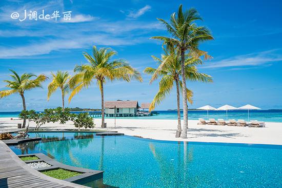 【<a href='http://travel.sina.com.cn/maerdaifu-lvyou/?from=b-keyword' target='_blank'><em><em>马尔代夫</em></em></a>】四季<a href='http://travel.sina.com.cn/landadao-lvyou/?from=b-keyword' target='_blank'><em><em>兰达岛</em></em></a>:最浪漫奢华的梦中婚礼胜地