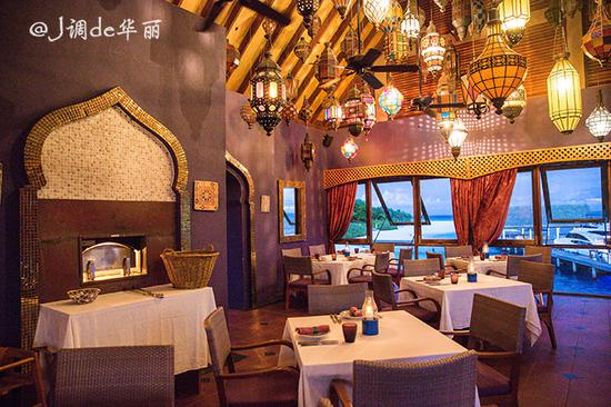 【<a href='http://travel.sina.com.cn/maerdaifu-lvyou/?from=b-keyword' target='_blank'><em><em>马尔代夫</em></em></a>】四季<a href='http://travel.sina.com.cn/landadao-lvyou/?from=b-keyword' target='_blank'><em><em>兰达岛</em></em></a>:最浪漫奢华的梦中婚礼胜地