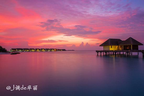 【<a href='http://travel.sina.com.cn/maerdaifu-lvyou/?from=b-keyword' target='_blank'><em><em>马尔代夫</em></em></a>】四季<a href='http://travel.sina.com.cn/landadao-lvyou/?from=b-keyword' target='_blank'><em><em>兰达岛</em></em></a>:最浪漫奢华的梦中婚礼胜地