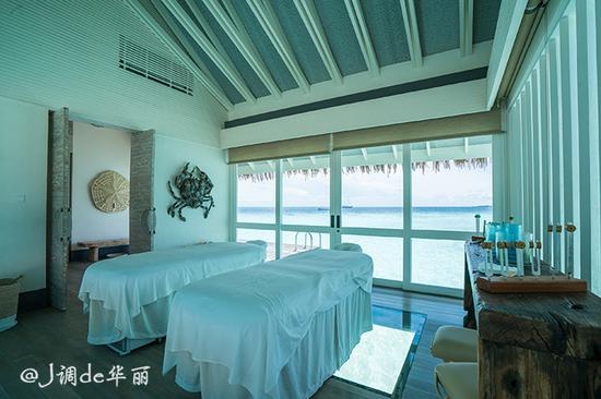 【<a href='http://travel.sina.com.cn/maerdaifu-lvyou/?from=b-keyword' target='_blank'><em><em>马尔代夫</em></em></a>】四季<a href='http://travel.sina.com.cn/landadao-lvyou/?from=b-keyword' target='_blank'><em><em>兰达岛</em></em></a>:最浪漫奢华的梦中婚礼胜地