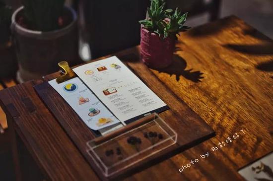 看雷佳音现身的成都吃喝玩乐拍照圣地,到底多好玩儿!不止一个哦
