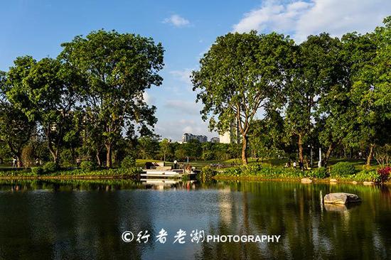 最美婚姻登记处,尚未开张,已带红一个都市<a href='http://travel.sina.com.cn/shantou_xiaogongyuan-lvyou/?from=b-keyword' target='_blank'>小公园</a>