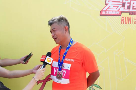 云南白药集团股份有限公司华南大区执行经理张敬涛先生接受采访