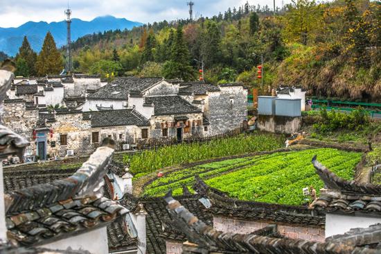 住进赤峰地标建筑 自驾草原新开始