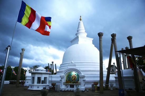 【<a href='http://travel.sina.com.cn/sililanka-lvyou/?from=b-keyword' target='_blank'>斯里兰卡</a>】<a href='http://travel.sina.com.cn/anuladepule-lvyou/?from=b-keyword' target='_blank'>阿努拉德普勒</a>,锡兰最古老的佛教圣城