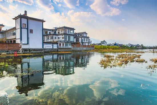 在《心花路放》取景地,体验白族生活,欣赏绝美湿地,寻找诗和远方