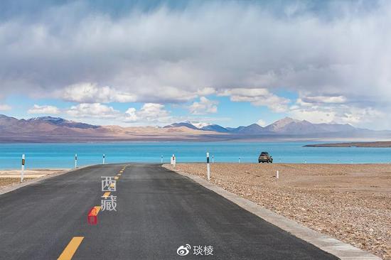 老司机也不敢轻易挑战的新藏线上,有一个绝美却又鲜为人知的圣湖