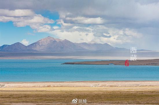 老司机也不敢轻易挑战的新藏线上,有一个绝美却又鲜为人知的圣湖
