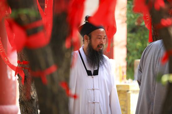 威海发现一条绝美自驾公路,全长1001公里,串起山东最美海滨风光