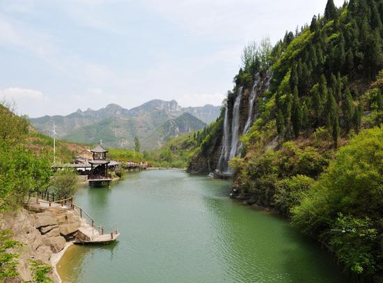 寻觅北方九寨沟，穿越明清古城古村