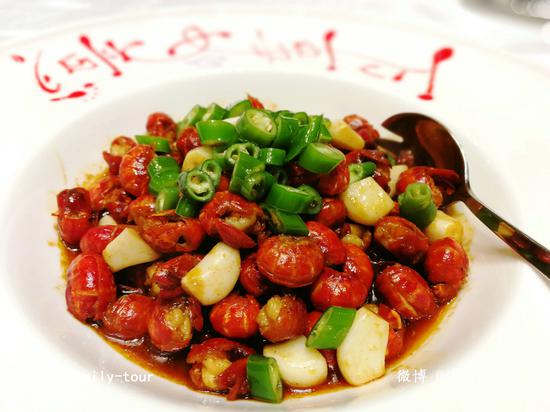 【<a href='http://travel.sina.com.cn/hunan-lvyou/?from=b-keyword' target='_blank'>湖南</a>】解锁“洞庭天下鲜”——寻味<a href='http://travel.sina.com.cn/yueyang-lvyou/?from=b-keyword' target='_blank'>岳阳</a>