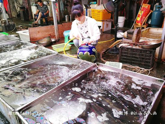 【<a href='http://travel.sina.com.cn/hunan-lvyou/?from=b-keyword' target='_blank'>湖南</a>】解锁“洞庭天下鲜”——寻味<a href='http://travel.sina.com.cn/yueyang-lvyou/?from=b-keyword' target='_blank'>岳阳</a>