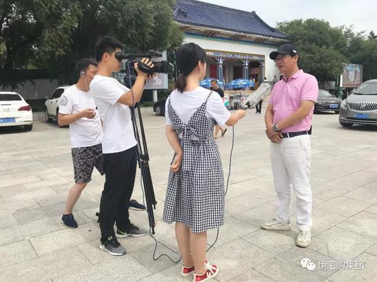 乌兰浩特市电视台采访中