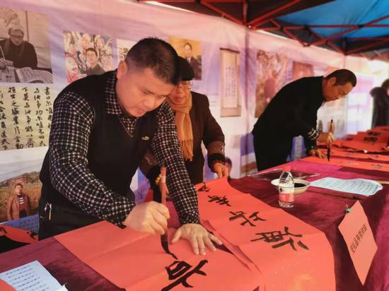 张家界2020年旅游文体美食年货节开幕