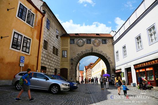 ���ݿˡ���³ķ��������������͵�ͯ��С��