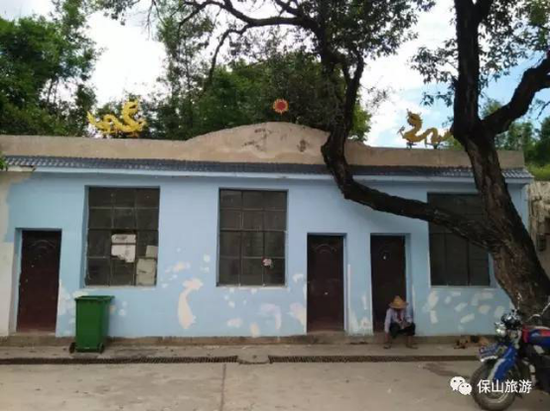 茶是德昂的神——德昂族是茶树的子孙,在第二批国家级非物质文化遗产《达古达楞格莱标》史诗中提出人类来源于茶树。