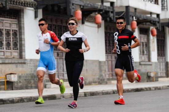 中国铁三第一人党琦携众星报名2017中国·曲