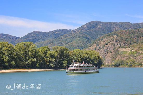 【<a href='http://travel.sina.com.cn/aodili-lvyou/?from=b-keyword' target='_blank'><em><em>奥地利</em></em></a>】杜恩施泰因:多瑙河畔最美丽的小镇