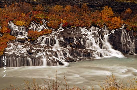 【<a href='http://travel.sina.com.cn/bingdao-lvyou/?from=b-keyword' target='_blank'>冰岛</a>】妩媚秀美的熔岩瀑布