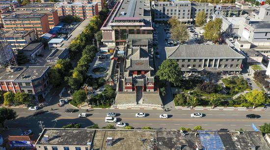 河北安平有座圣姑廟，廟內(nèi)建筑結(jié)構(gòu)堪稱奇觀，梁思成也曾慕名而來