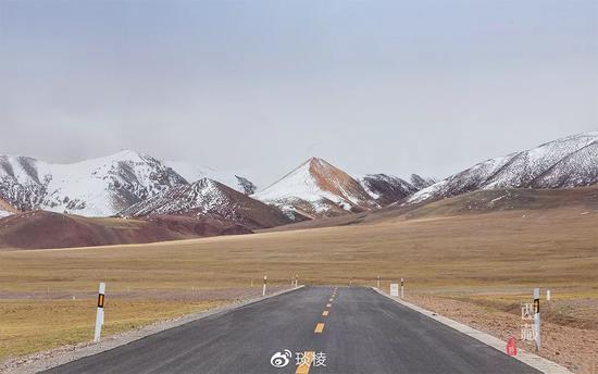 老司机也不敢轻易挑战的新藏线上,有一个绝美却又鲜为人知的圣湖