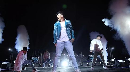 南昌万达乐园抖音跨年夜 HIGH启2018