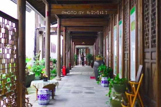 一分门票不花,游遍<a href='http://travel.sina.com.cn/hangzhou-lvyou/?from=b-keyword' target='_blank'><em>杭州</em></a>最不能错过的文艺复古拍照圣地