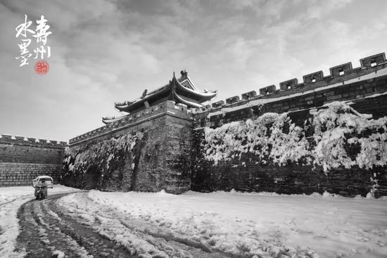 摄影:王炳君