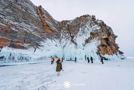 貝加爾南線：雪紛飛，純白世界里的氣泡冰