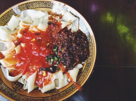 油泼面事件是真实的吗 bv2H-fyqnick5618990.jpg