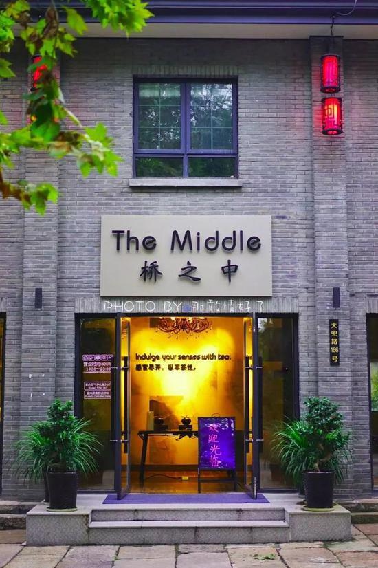 一分门票不花,游遍<a href='http://travel.sina.com.cn/hangzhou-lvyou/?from=b-keyword' target='_blank'><em>杭州</em></a>最不能错过的文艺复古拍照圣地