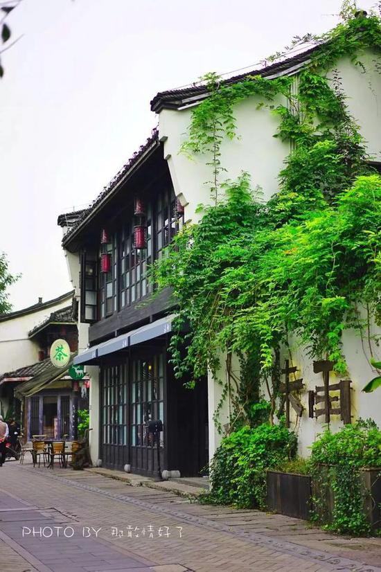 一分门票不花,游遍<a href='http://travel.sina.com.cn/hangzhou-lvyou/?from=b-keyword' target='_blank'><em>杭州</em></a>最不能错过的文艺复古拍照圣地