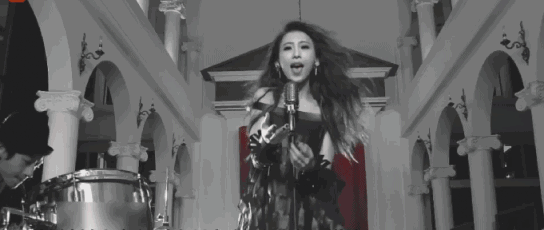 12月31日抖音跨年夜，大咖林峯、天籁歌手戴佩妮要来