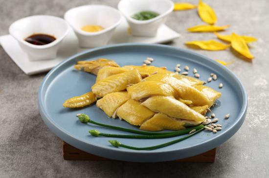 天津丽思卡尔顿酒店邀请米其林餐厅主厨郭元峰