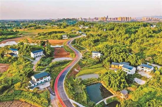 西郊乡村。 郭洪 摄