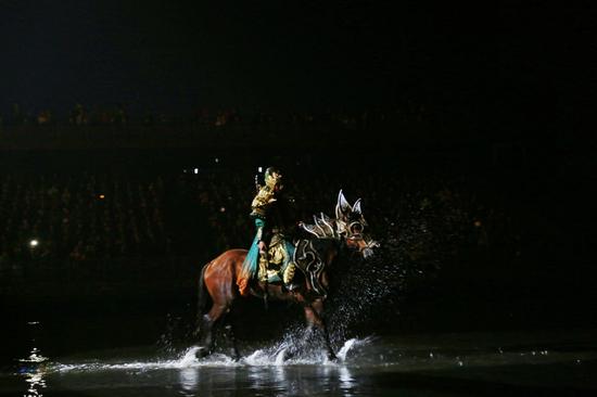 微博达人齐聚忠县《烽烟三国》 好评连连