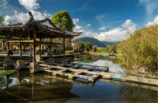 和顺古镇 (图片来自:蜂鸟网)