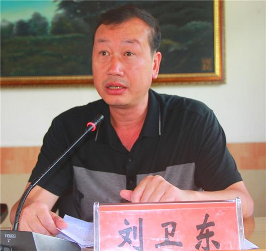 罗平彝族群众载歌载舞庆火把节