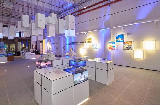 赞那度旅行体验空间目的地展示