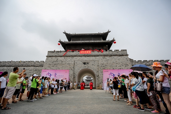 白鹿原影视城大型相亲活动盛大举行