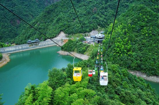 穿越古镇漂流而下 大觉山最消暑的游玩路线_新浪旅游_新浪网