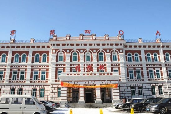 新浪旅游配图:旅顺工科大学旧址 摄影:图片来自旅游攻略