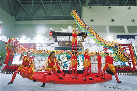 国际舞龙争霸赛9月上演 全球舞龙最强战队争霸铜