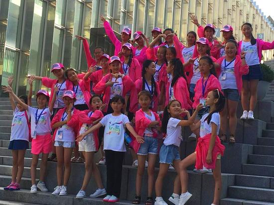 曲靖罗平小明星赴韩舞精彩 展彝乡文明风采获